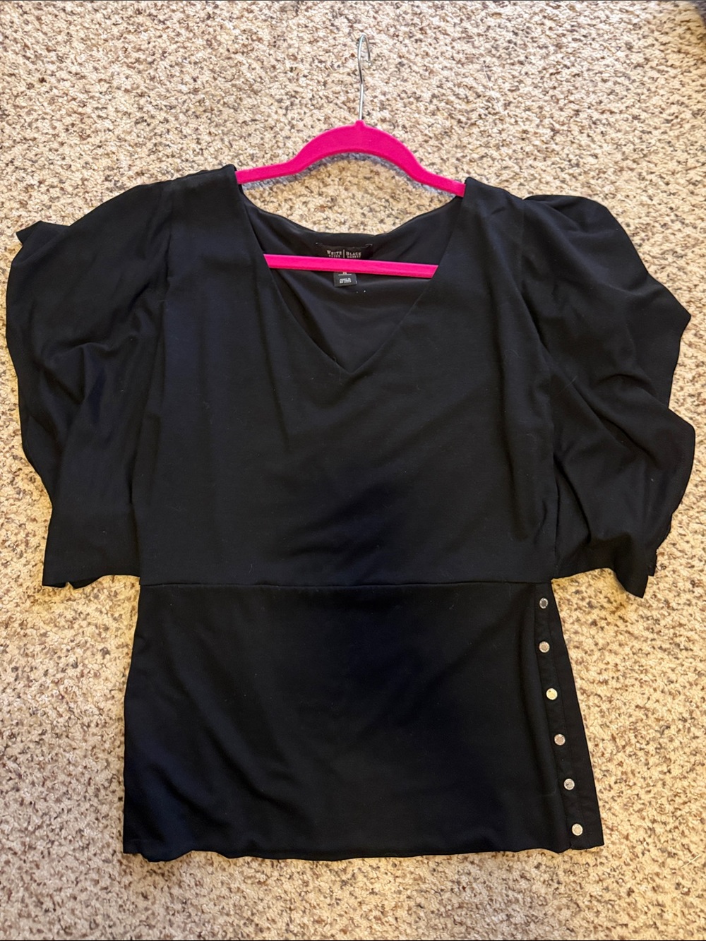 Black Flow Sleeve V-Neck Top with Side Snap Detail - White House black market